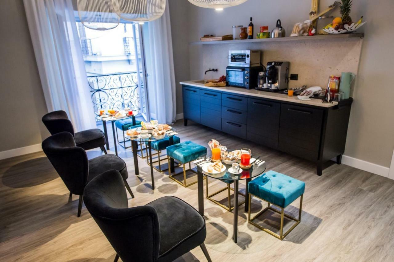 Couette-café Art House Naples